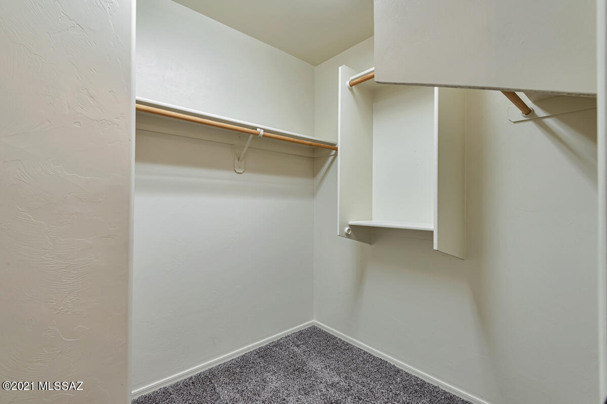 Paseo del Rio - Residential Lease