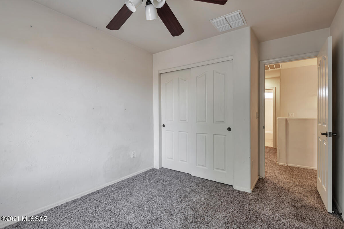 Paseo del Rio - Residential Lease