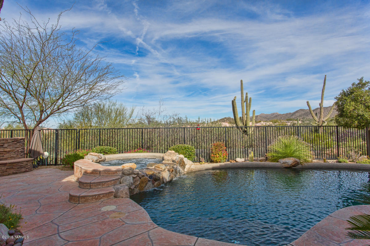Bluffs at Dove Mountain Phase II - Residential