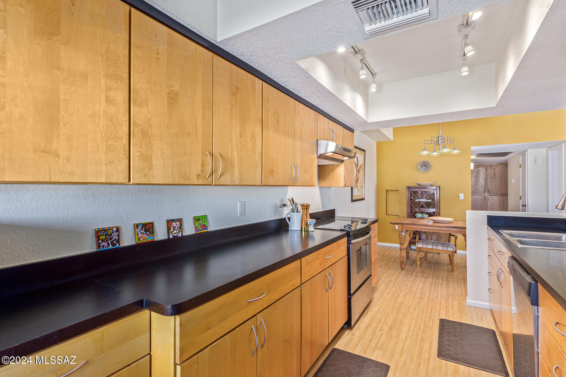 Summertree Condominiums (1-224) - Residential