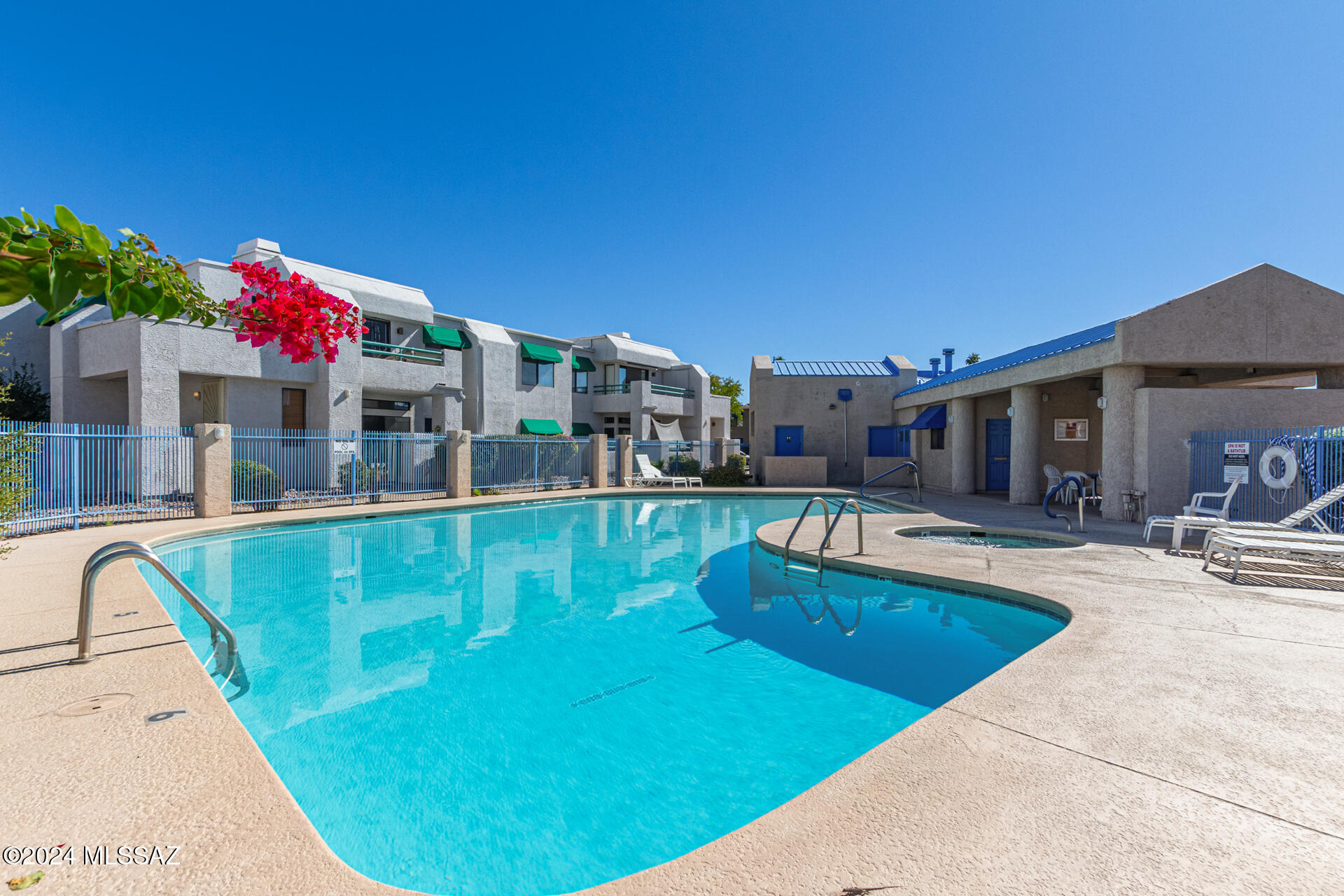 Summertree Condominiums (1-224) - Residential