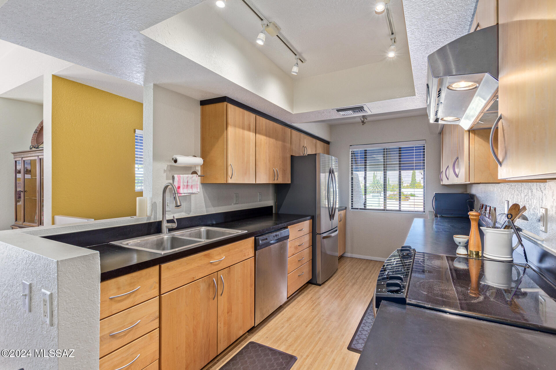 Summertree Condominiums (1-224) - Residential