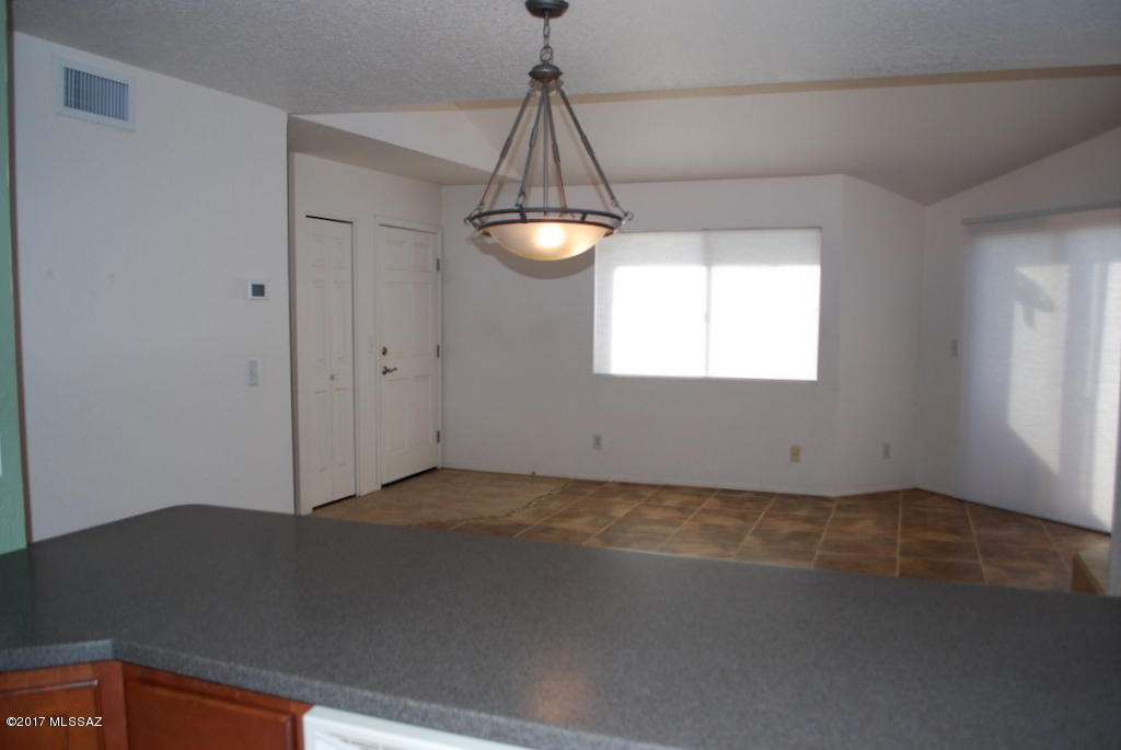 Ventana Vista Condominiums - Residential Lease