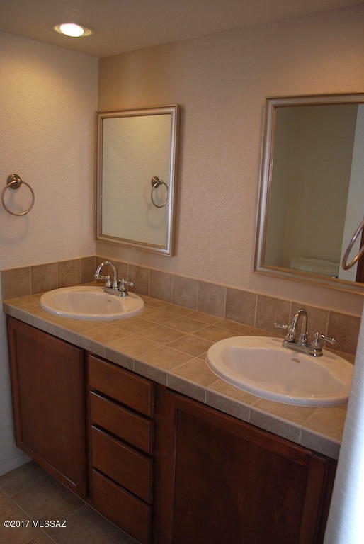 Ventana Vista Condominiums - Residential Lease