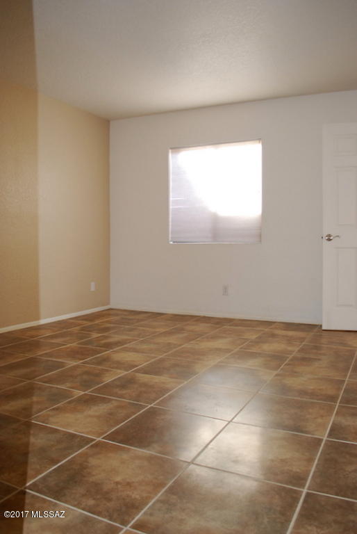Ventana Vista Condominiums - Residential Lease