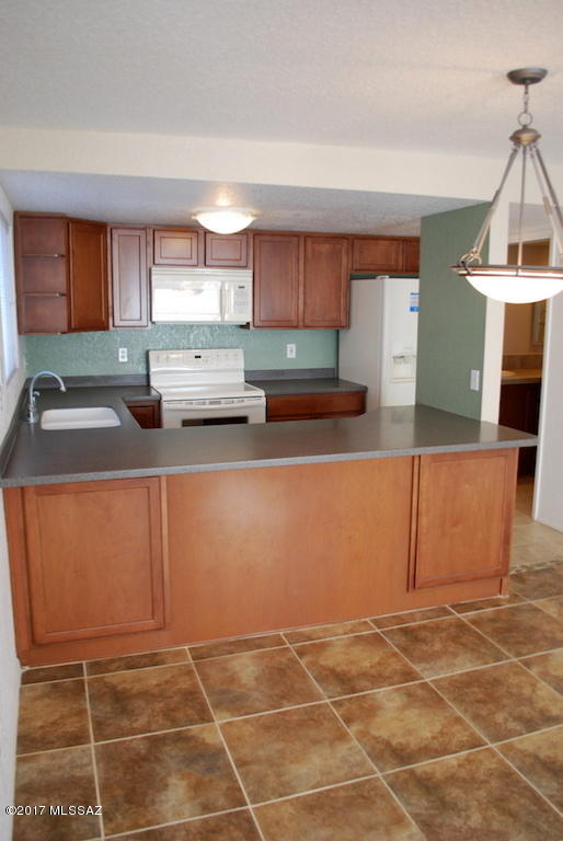 Ventana Vista Condominiums - Residential Lease