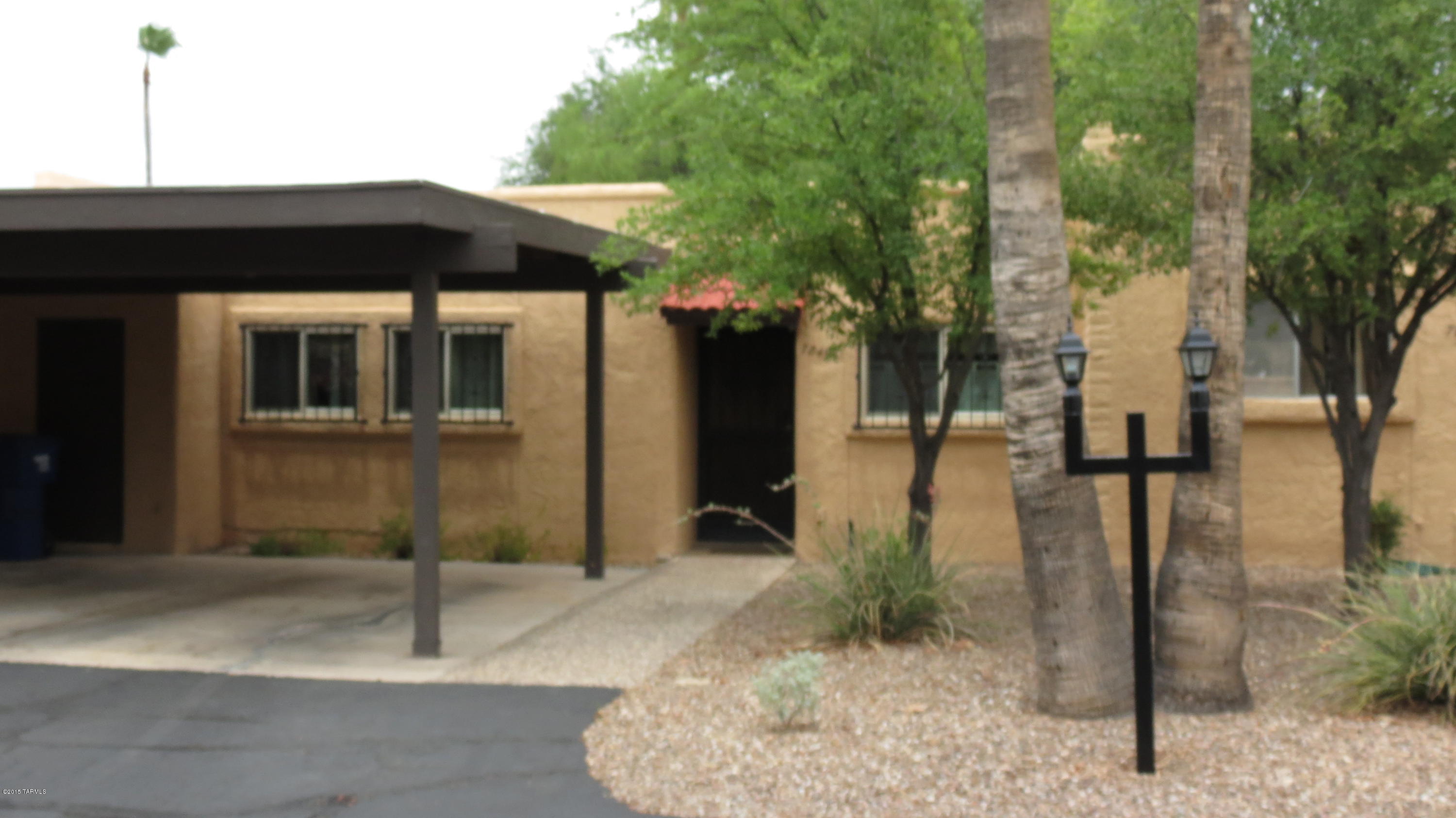Beautifully updated 2 bedroom plus den, 2 bath townhouse. Newer kitchen, ceramic floors, Bathrooms updated, all rooms throughout this home are very spacious, covered patio, community pool. This home will be clean and ready by 10/01/2016