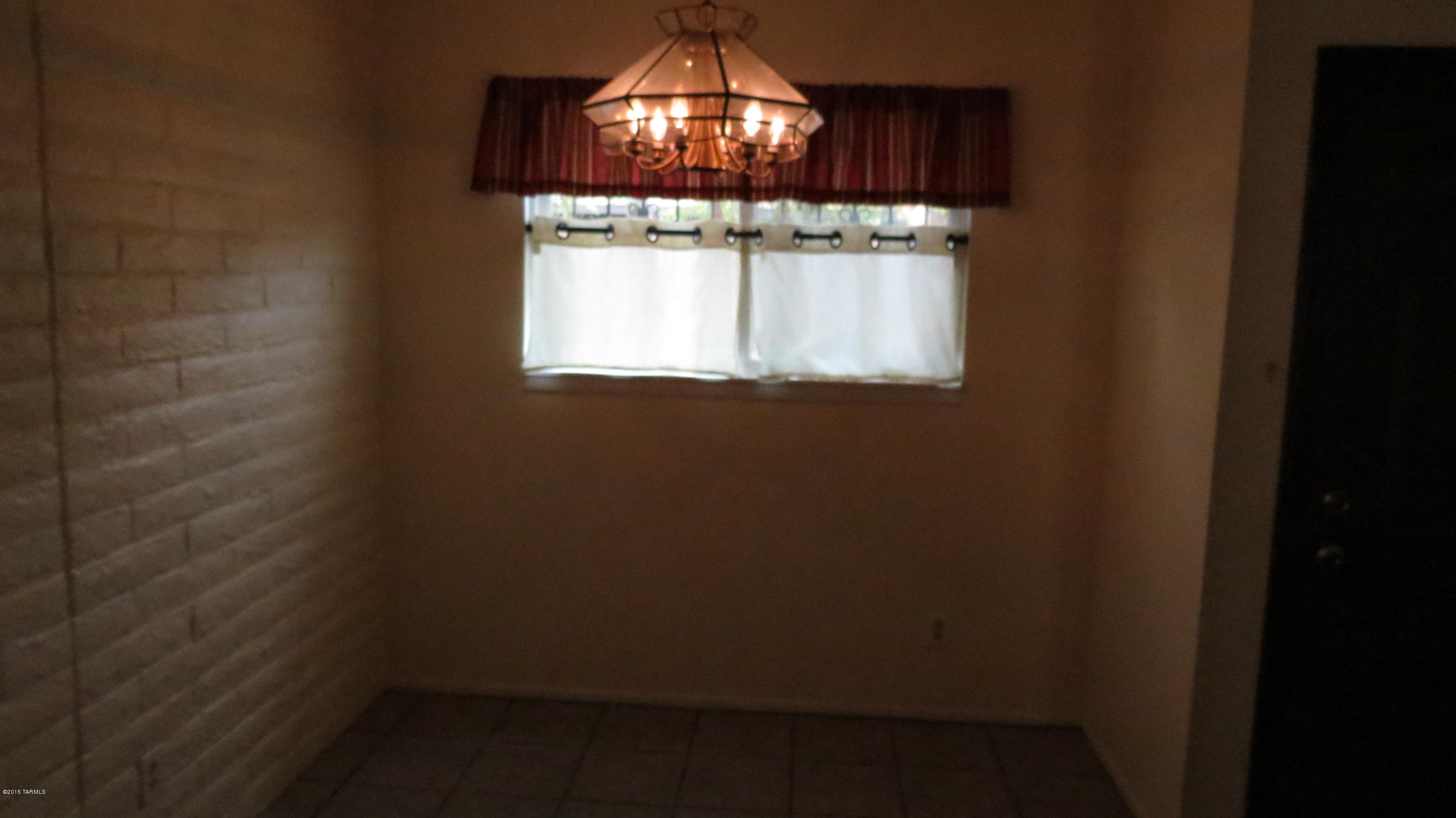 Verde Vista Villas (1-94) - Residential Lease