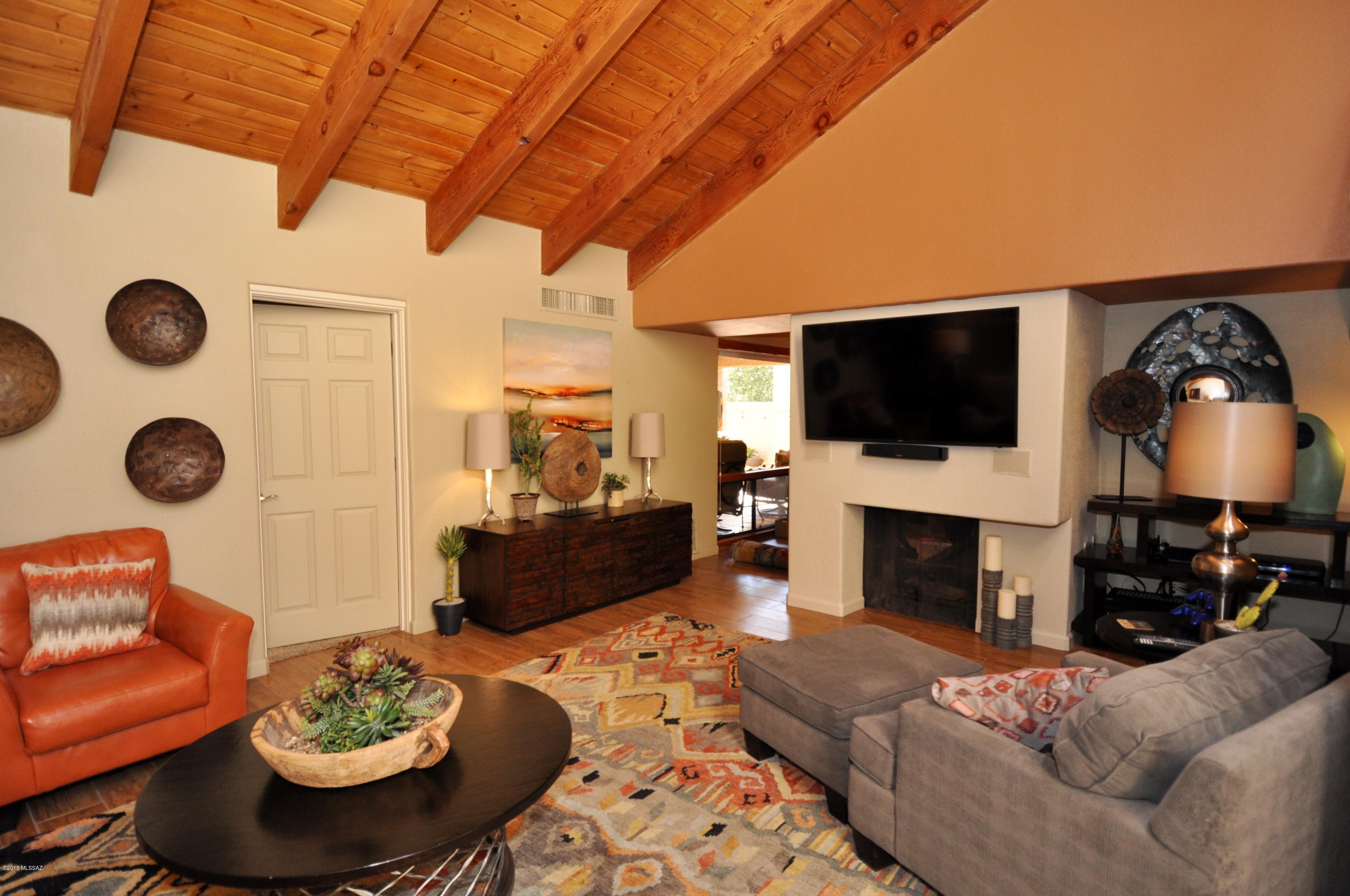 Paseo De El Encanto (1-4) - Residential