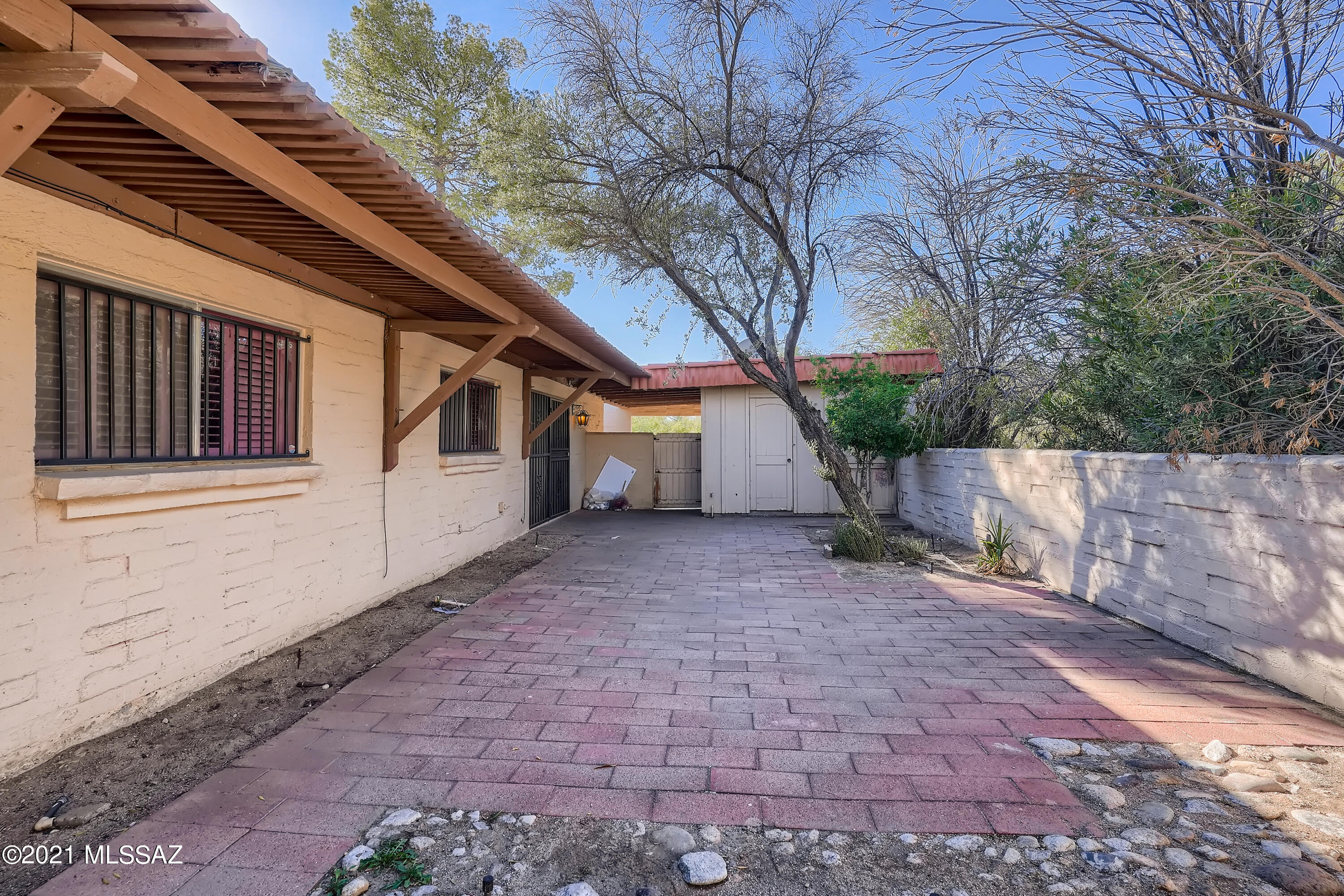 Pueblo Villas - Residential