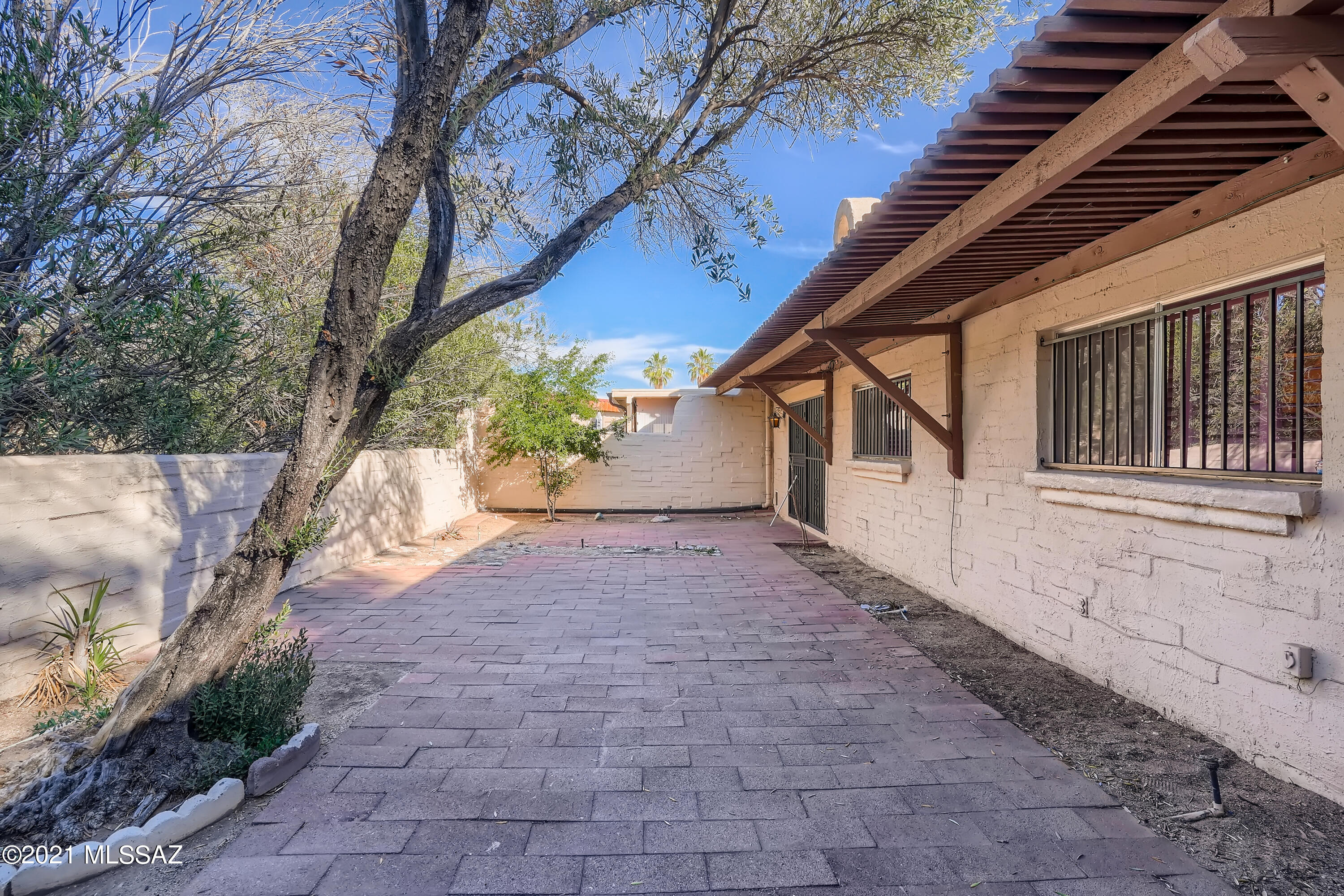 Pueblo Villas - Residential