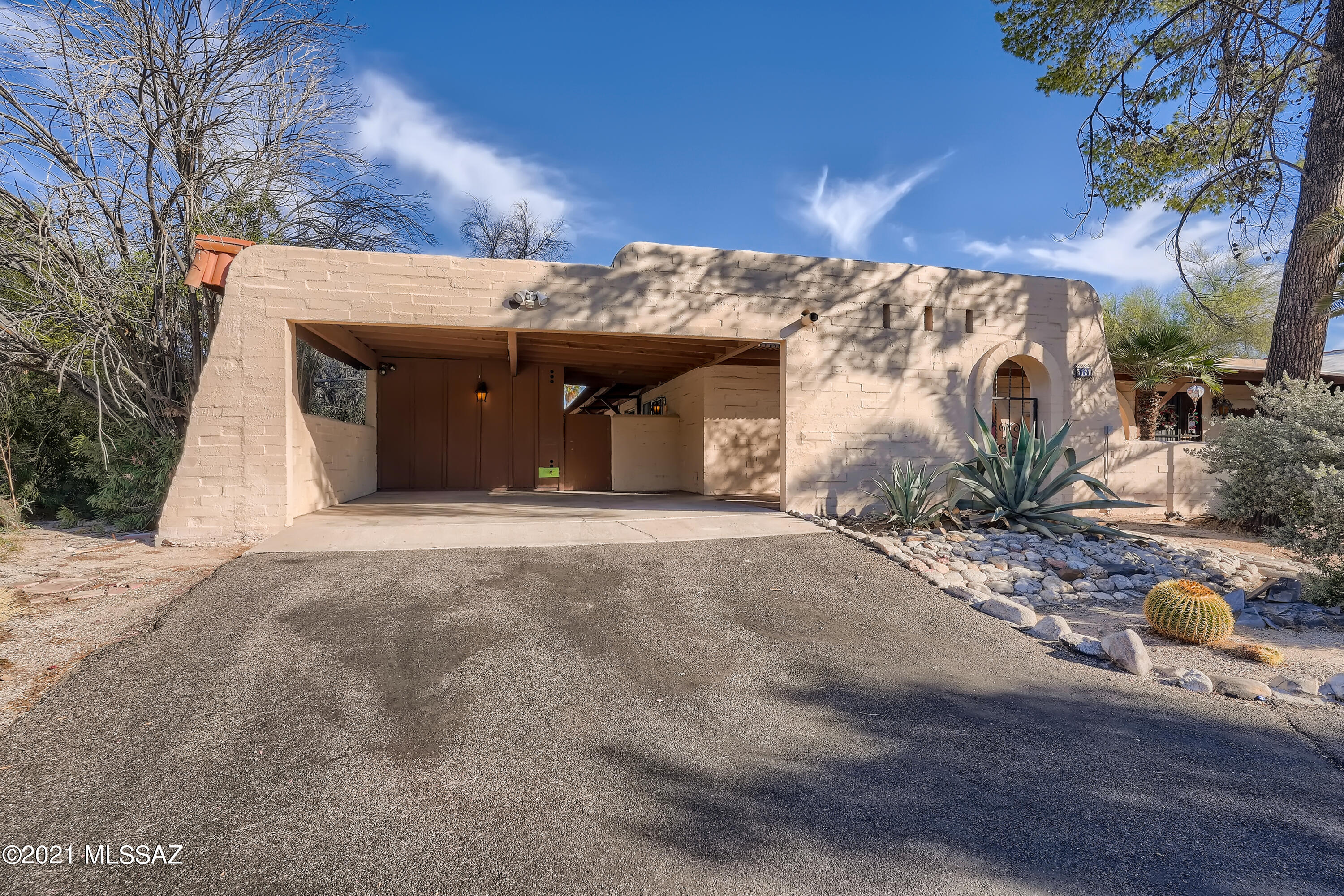 Pueblo Villas - Residential