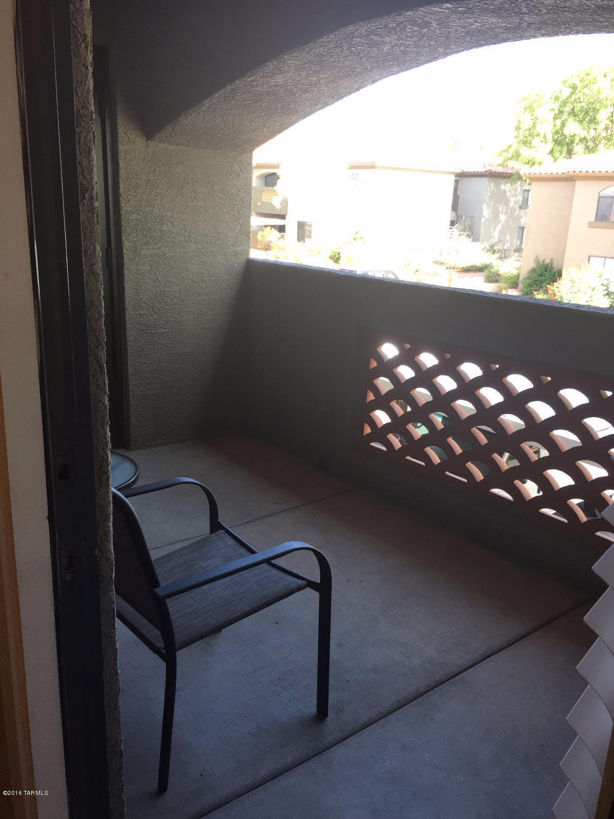 Veranda at Ventana Condominiums - Residential