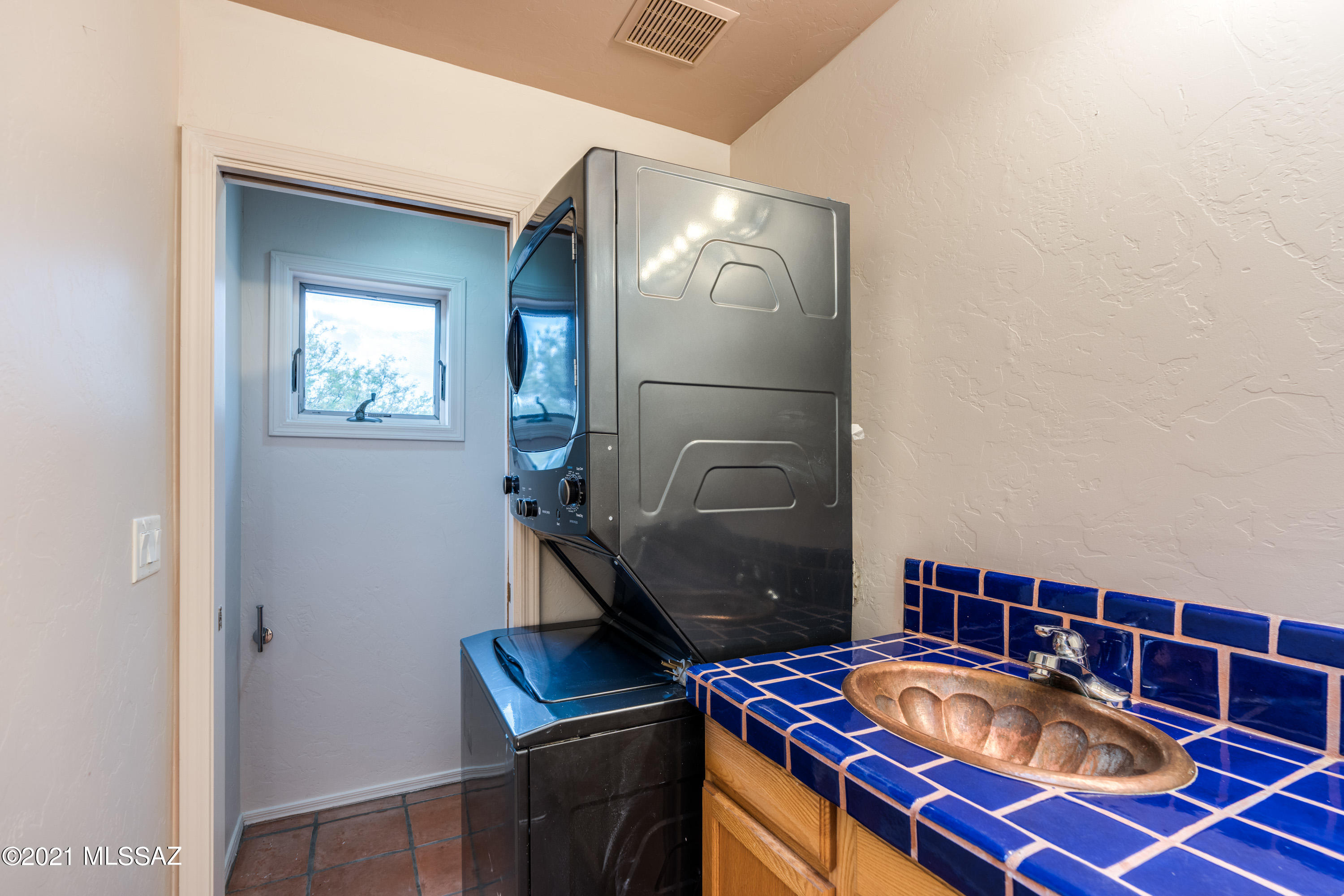 Pueblo Del Sol Dos - Residential
