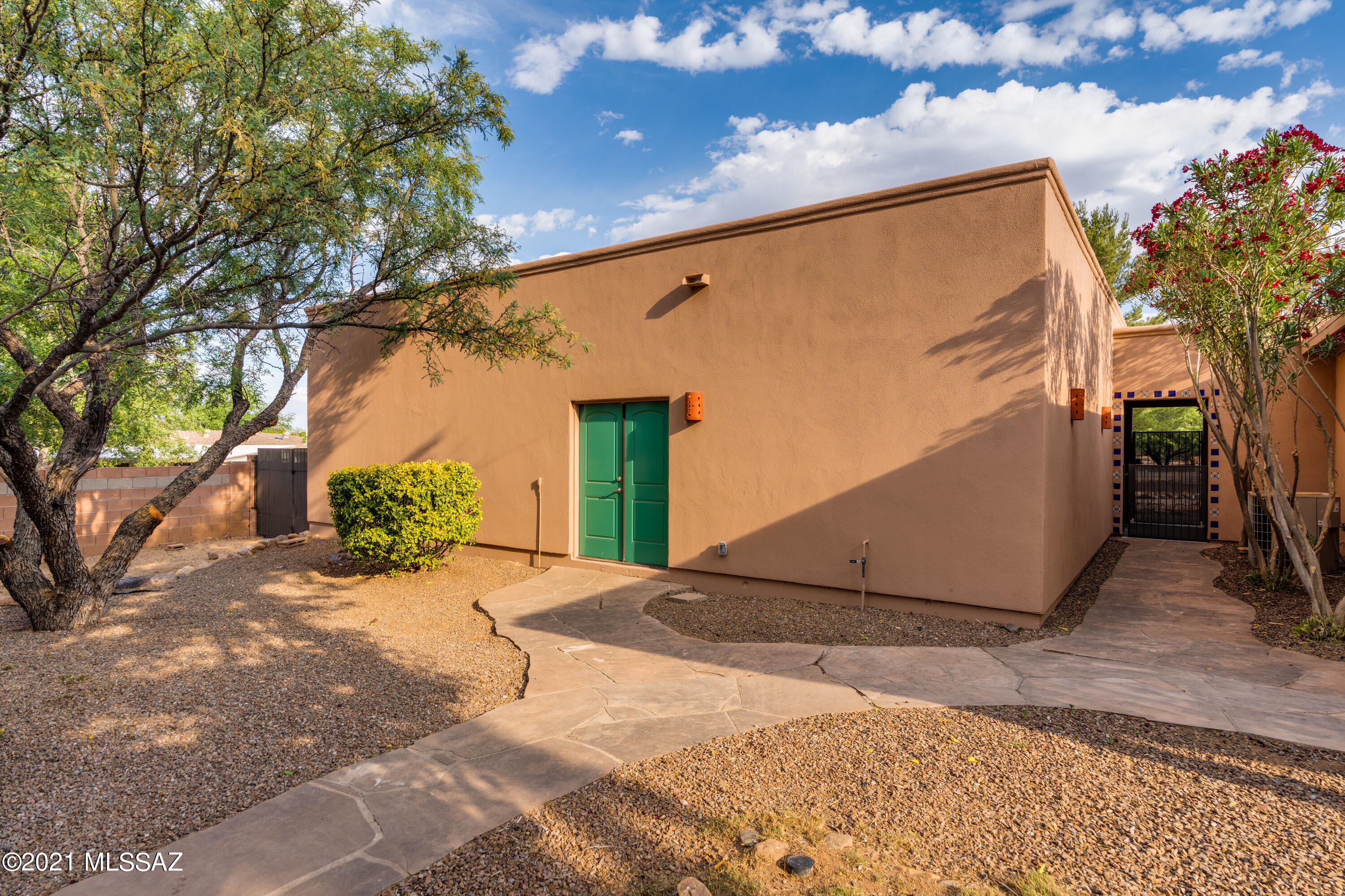 Pueblo Del Sol Dos - Residential