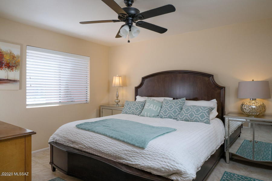 Ventana Vista Condominiums - Residential