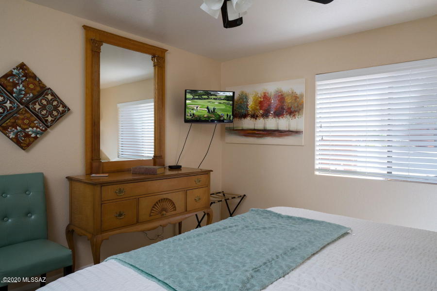Ventana Vista Condominiums - Residential