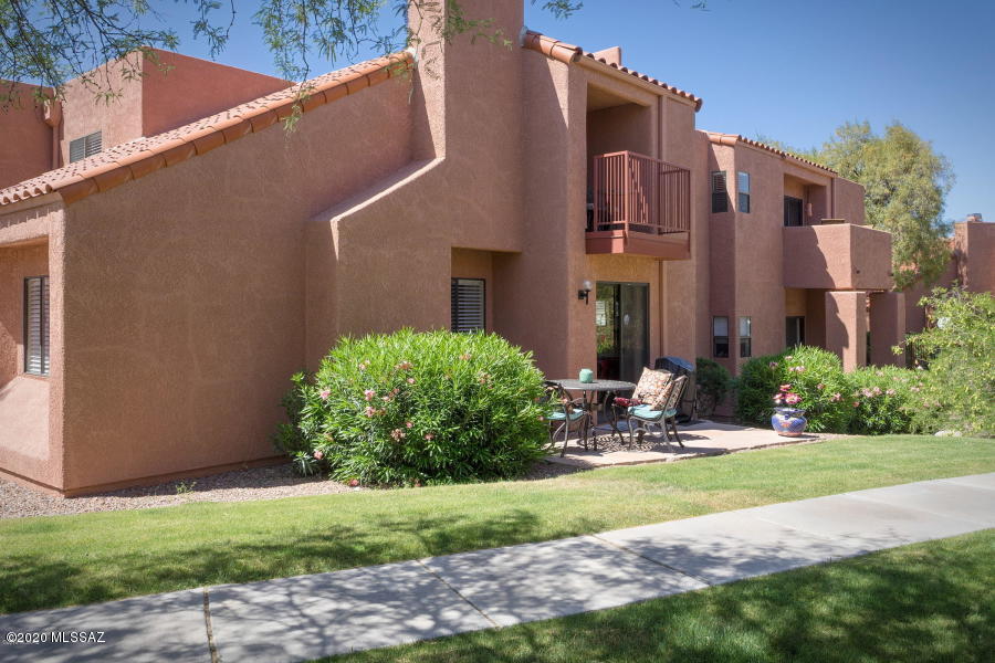 Ventana Vista Condominiums - Residential