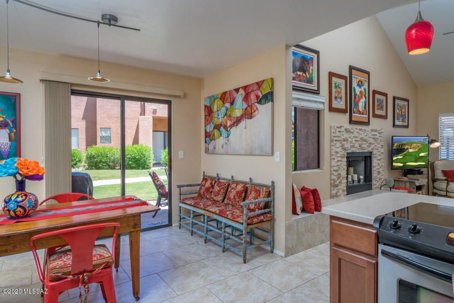 Ventana Vista Condominiums - Residential
