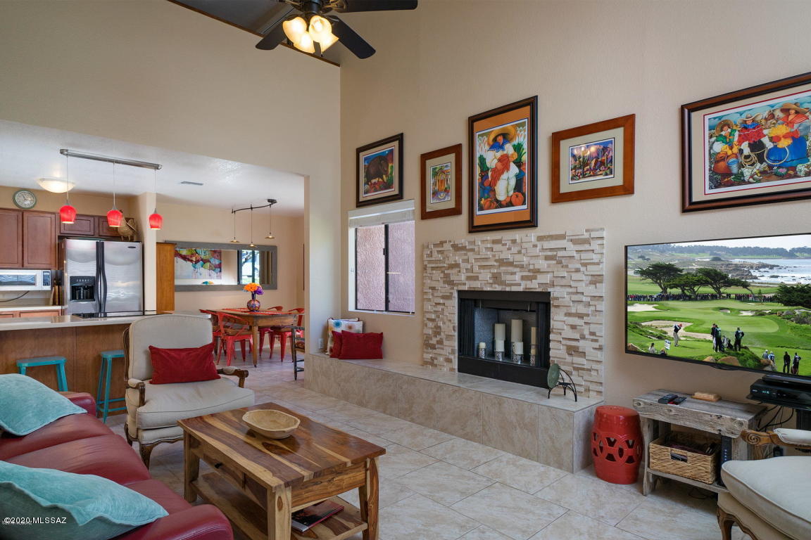 Ventana Vista Condominiums - Residential