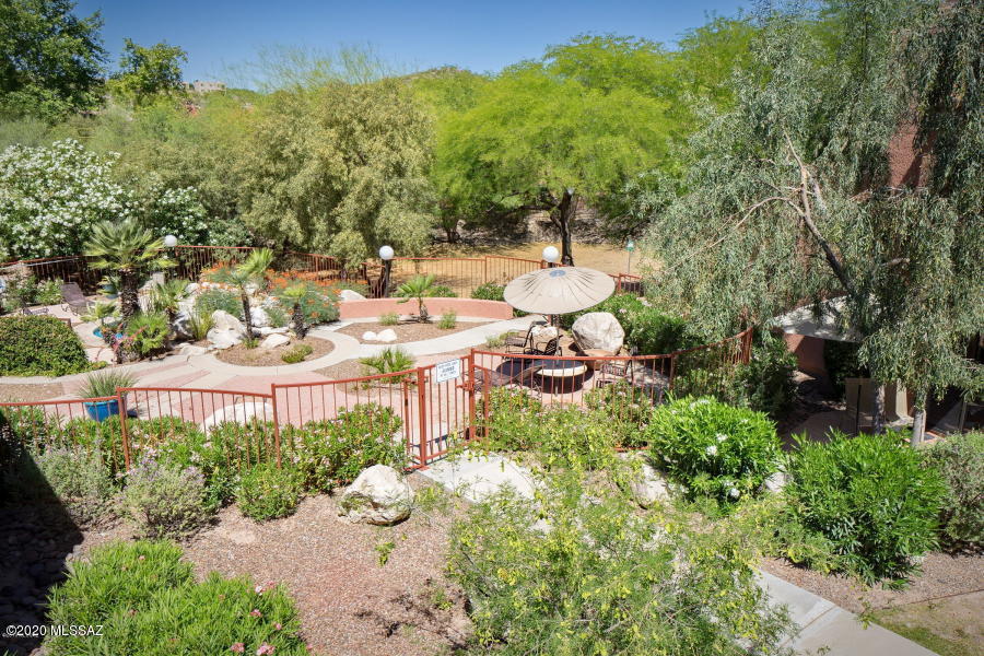 Ventana Vista Condominiums - Residential