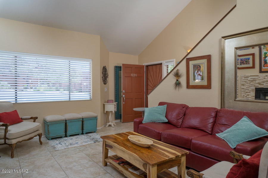 Ventana Vista Condominiums - Residential