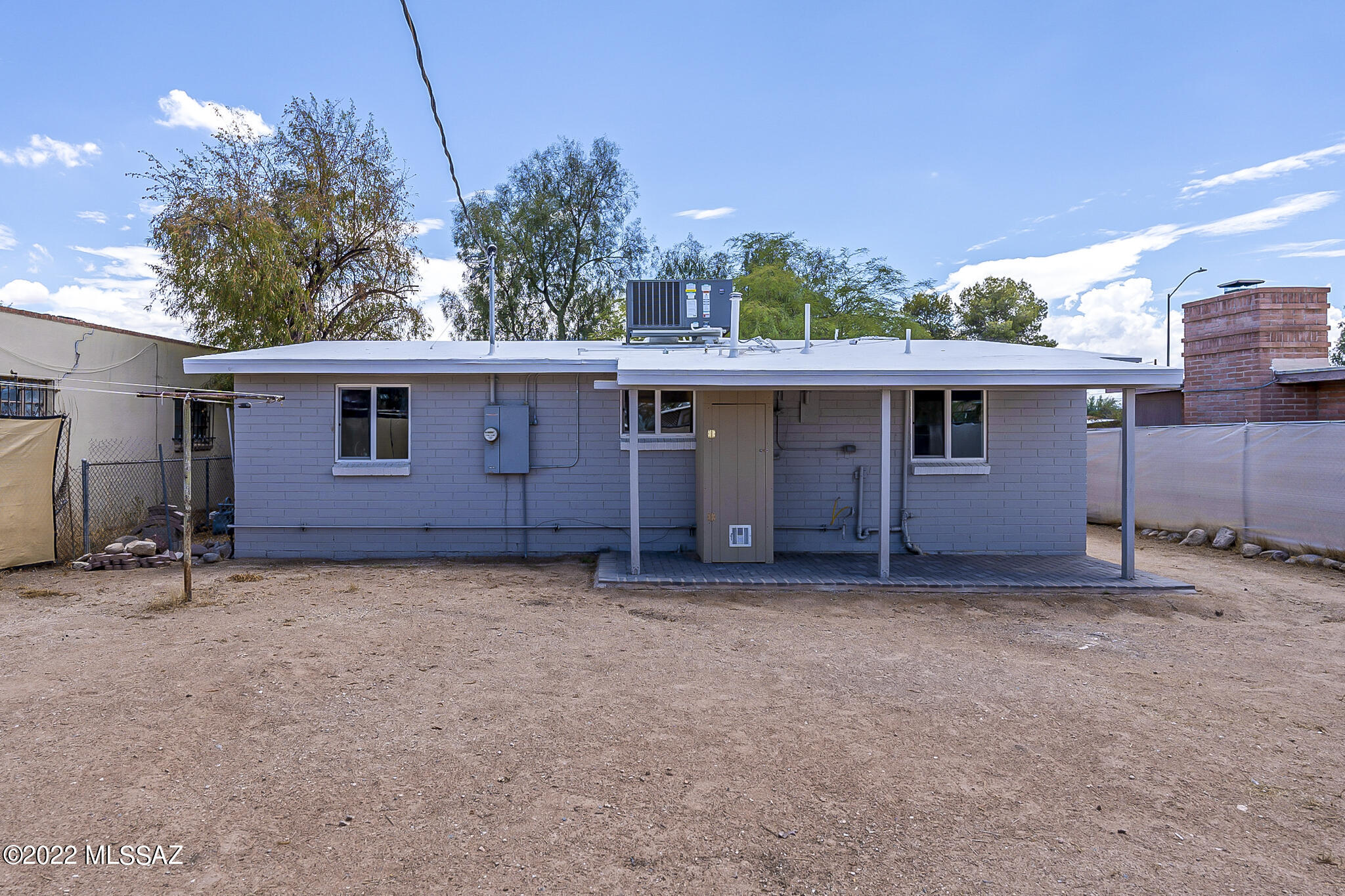 Miracle Mile Manor - Residential