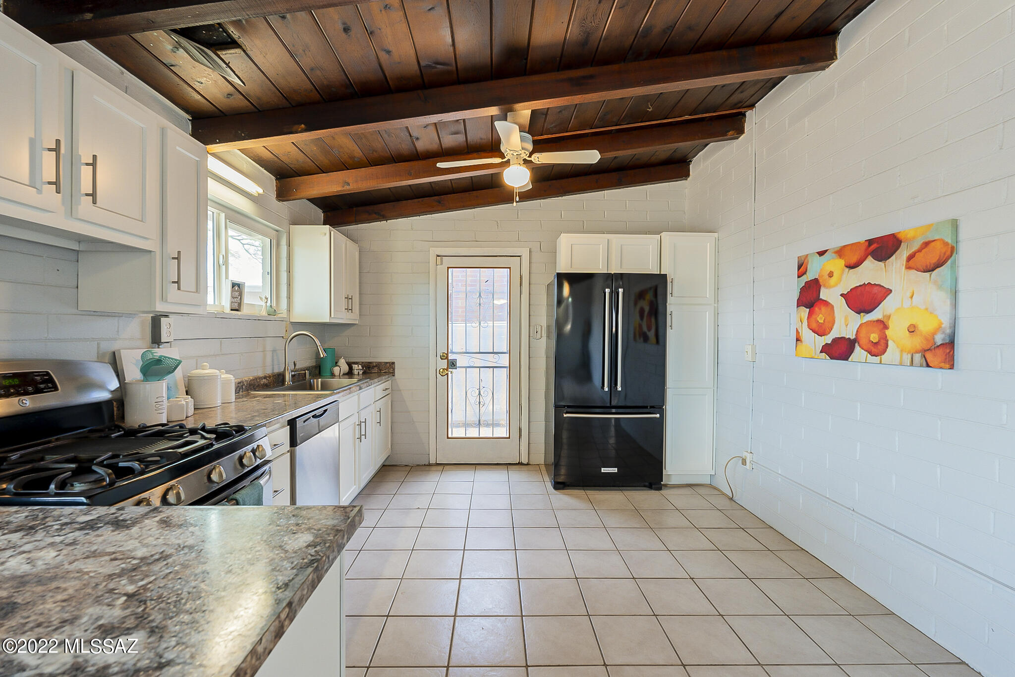 Miracle Mile Manor - Residential