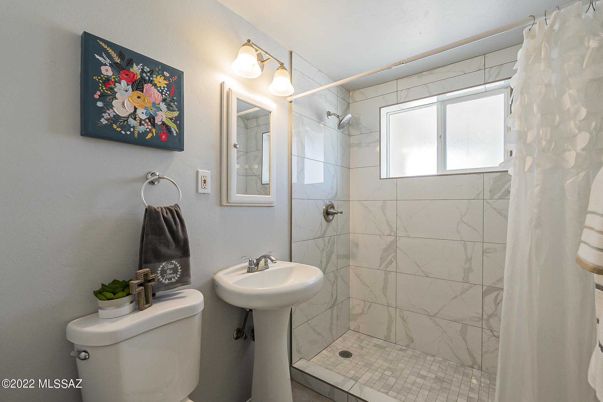 Miracle Mile Manor - Residential