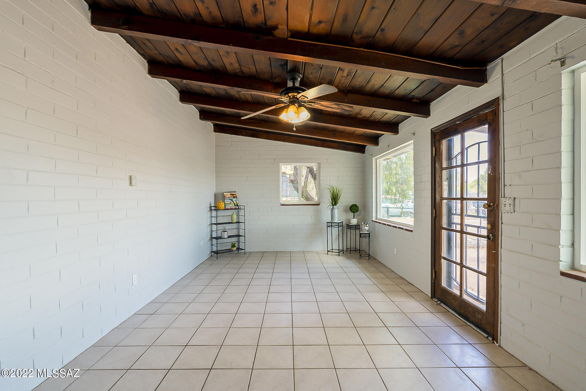 Miracle Mile Manor - Residential