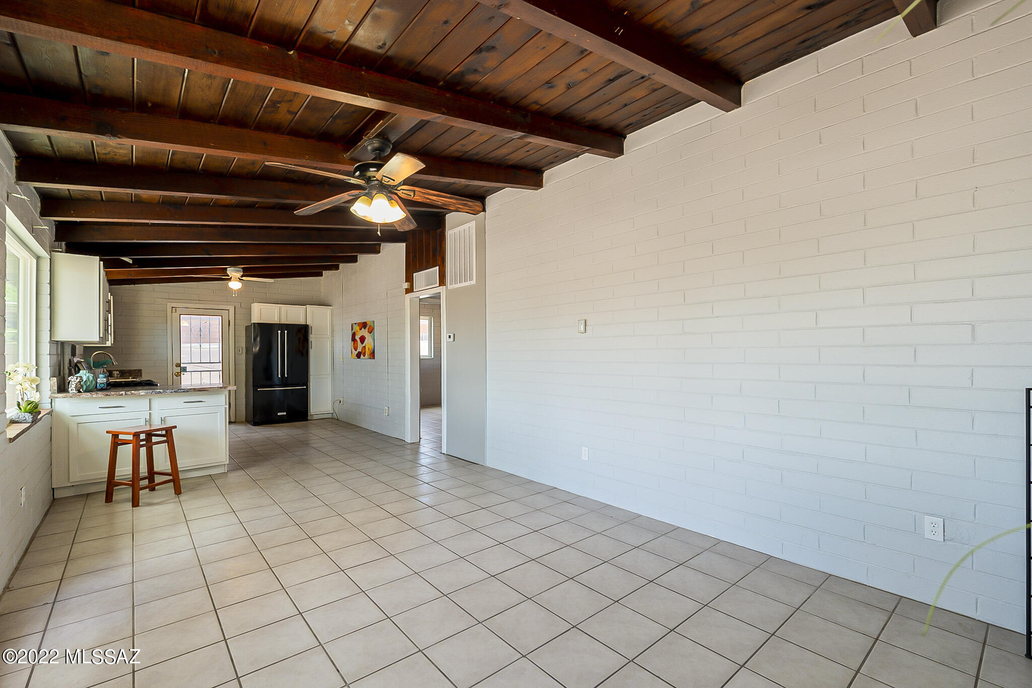 Miracle Mile Manor - Residential