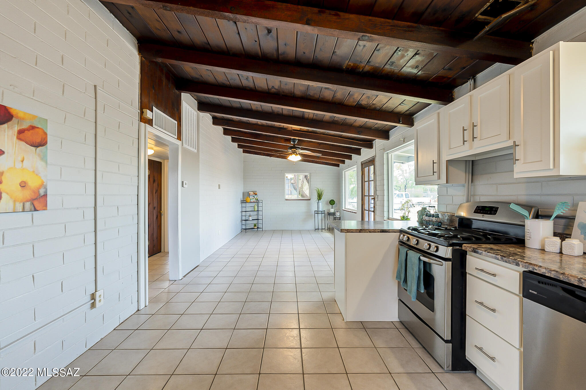 Miracle Mile Manor - Residential