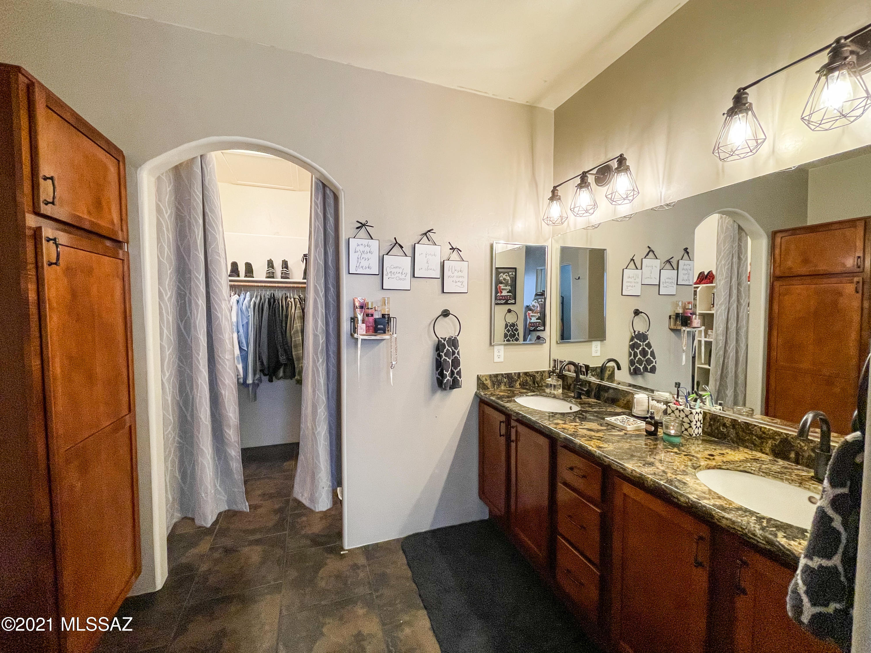 Silverbell Vista (1-40) - Residential