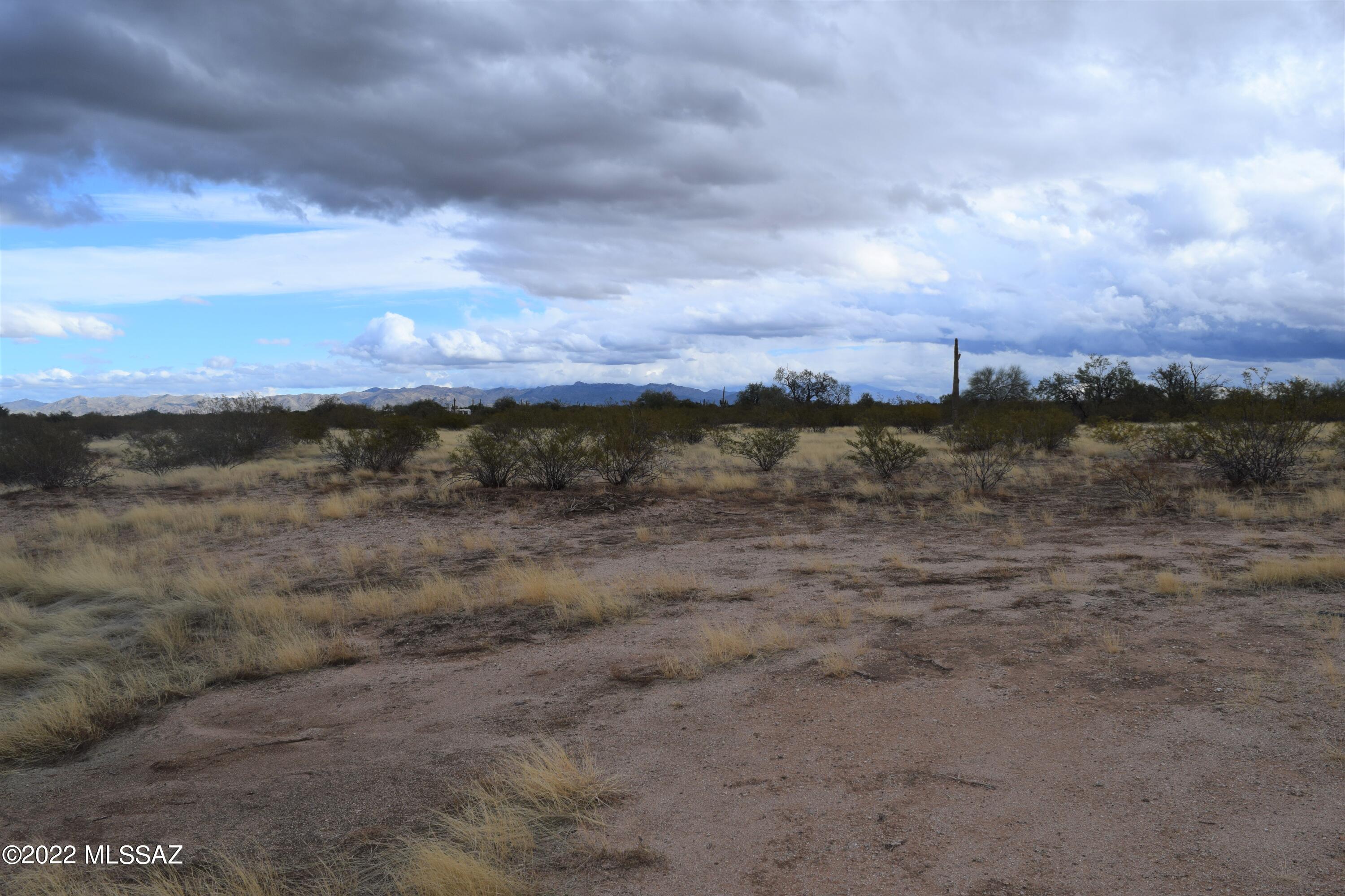 Fabulous lot ready for your new build! Enjoy the sunrises and sunsets as only we can in Arizona! Private lot with easement access. the area is restricted to Site Built Homes; however, a Manufactured home is allowed for 12 months during building. Please contact agent for more information.