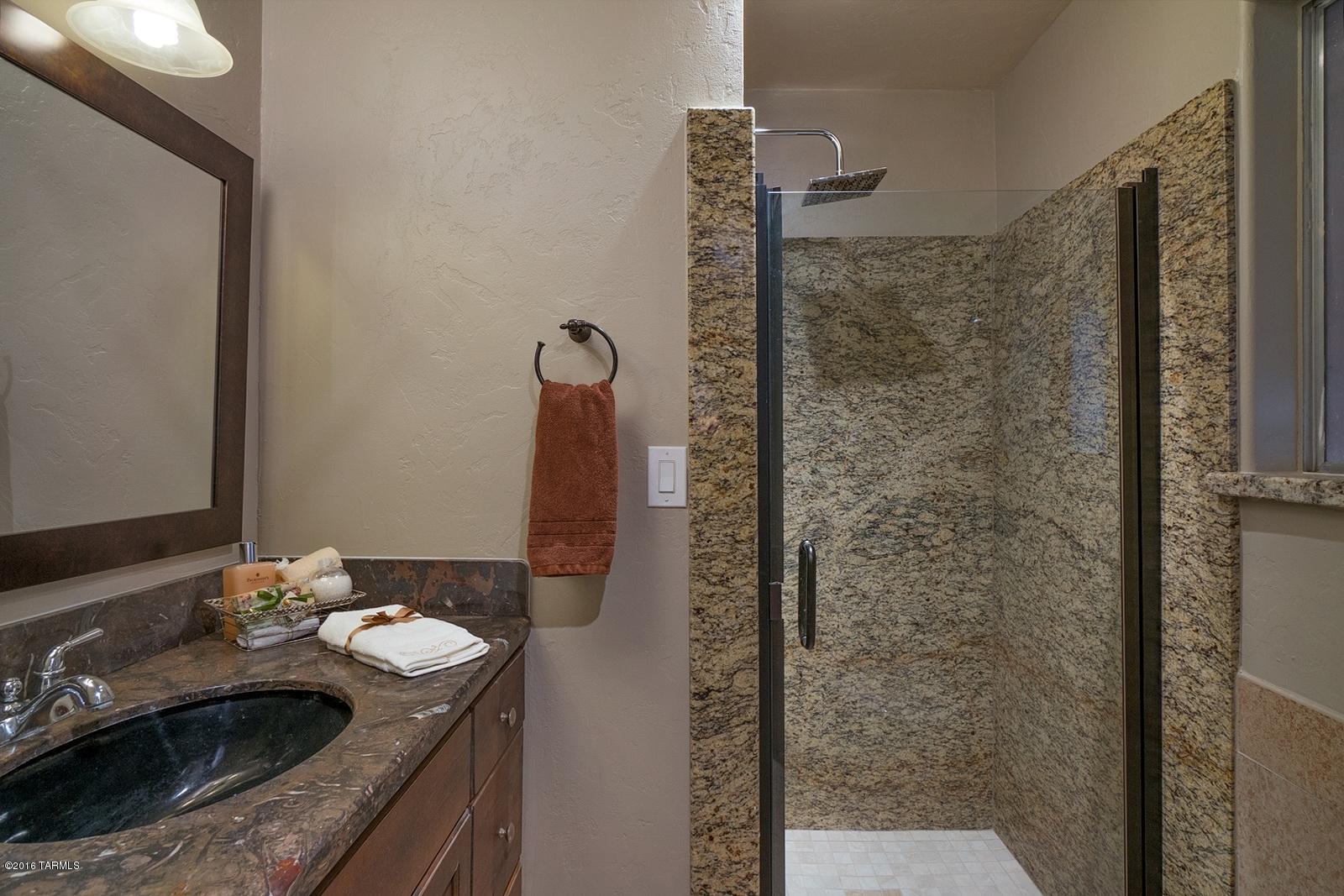 Bear Canyon Hills - Residential