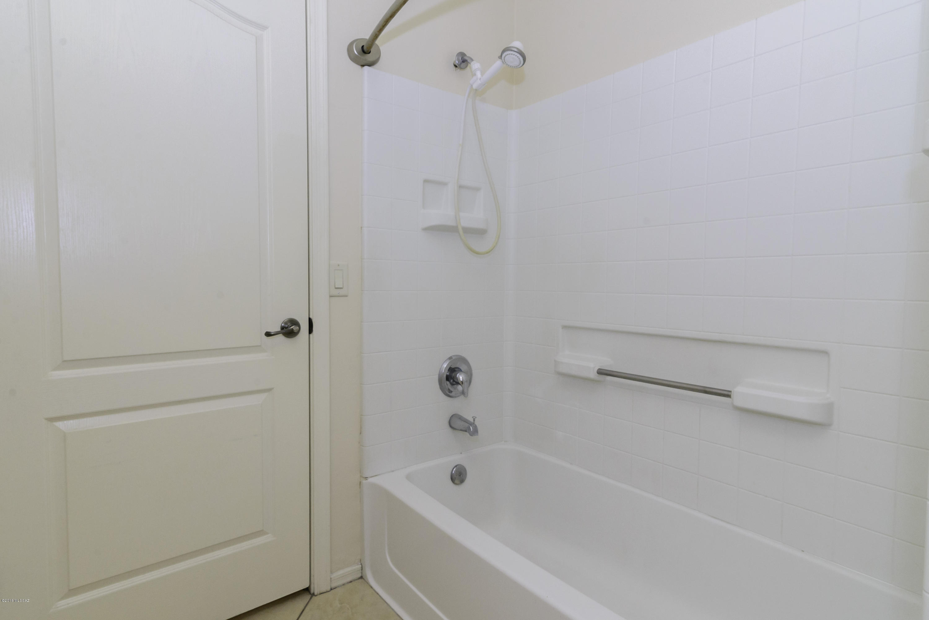 Rancho Del Lago (608-1030) - Residential
