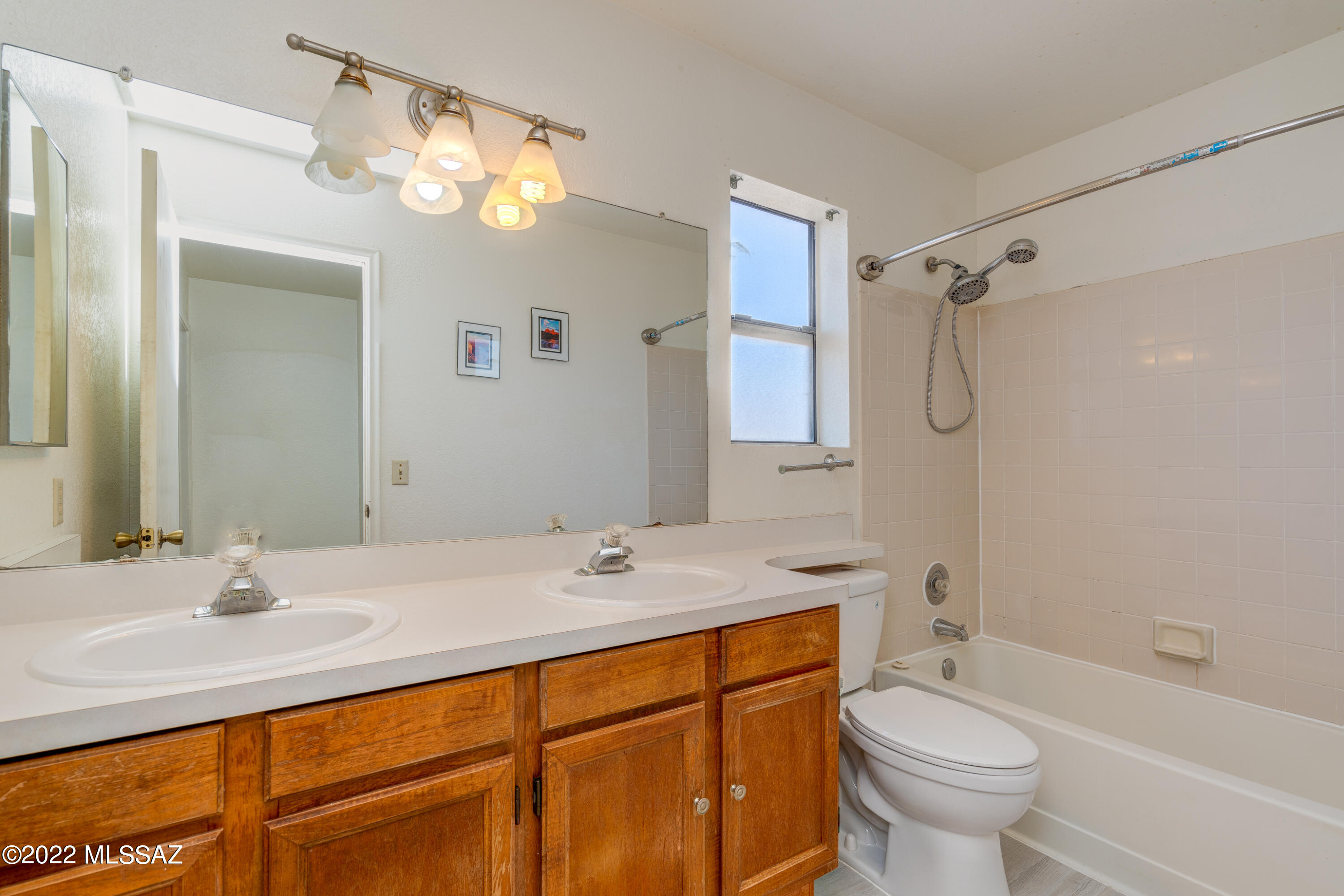 Meadowbrook (273-334, 348-403, 410-532) - Residential