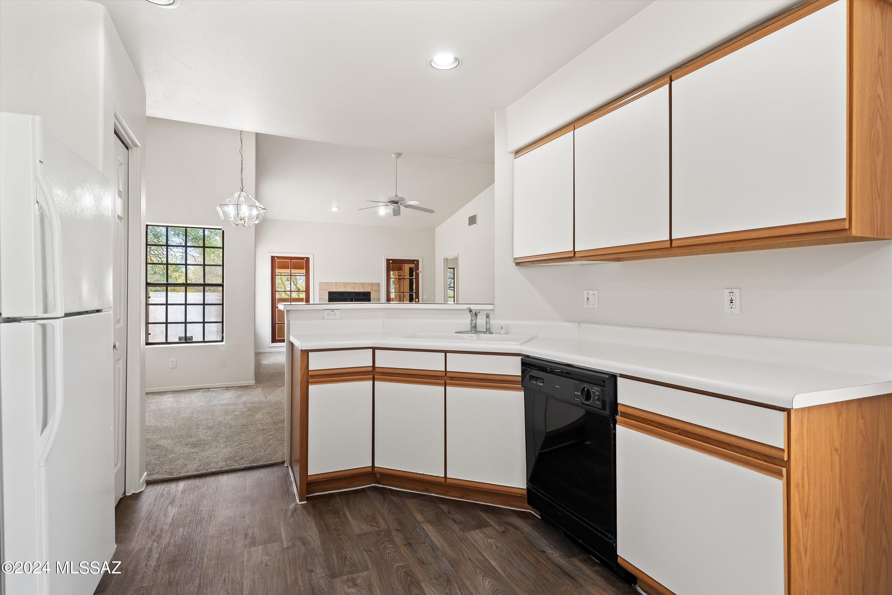 Horizon Heights Condominiums - Residential