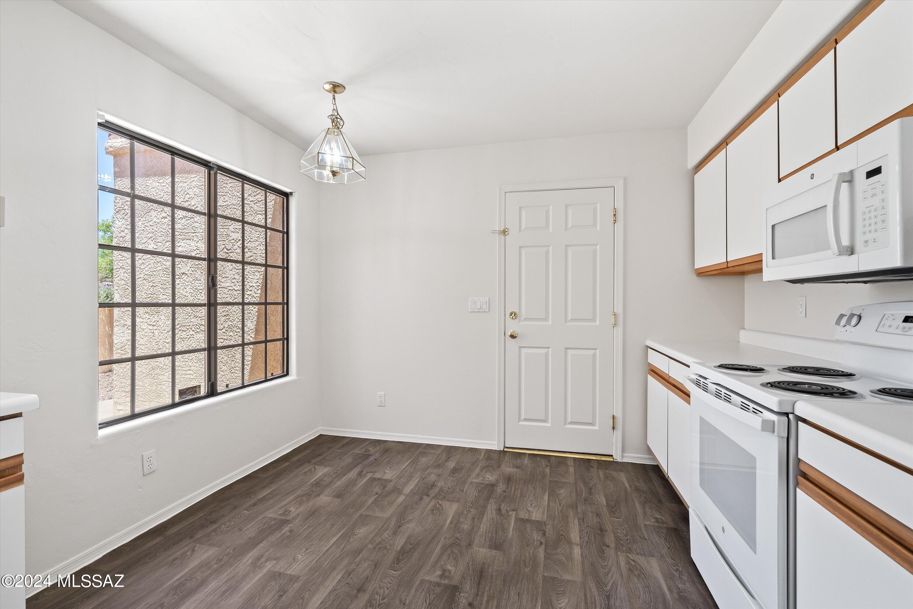 Horizon Heights Condominiums - Residential