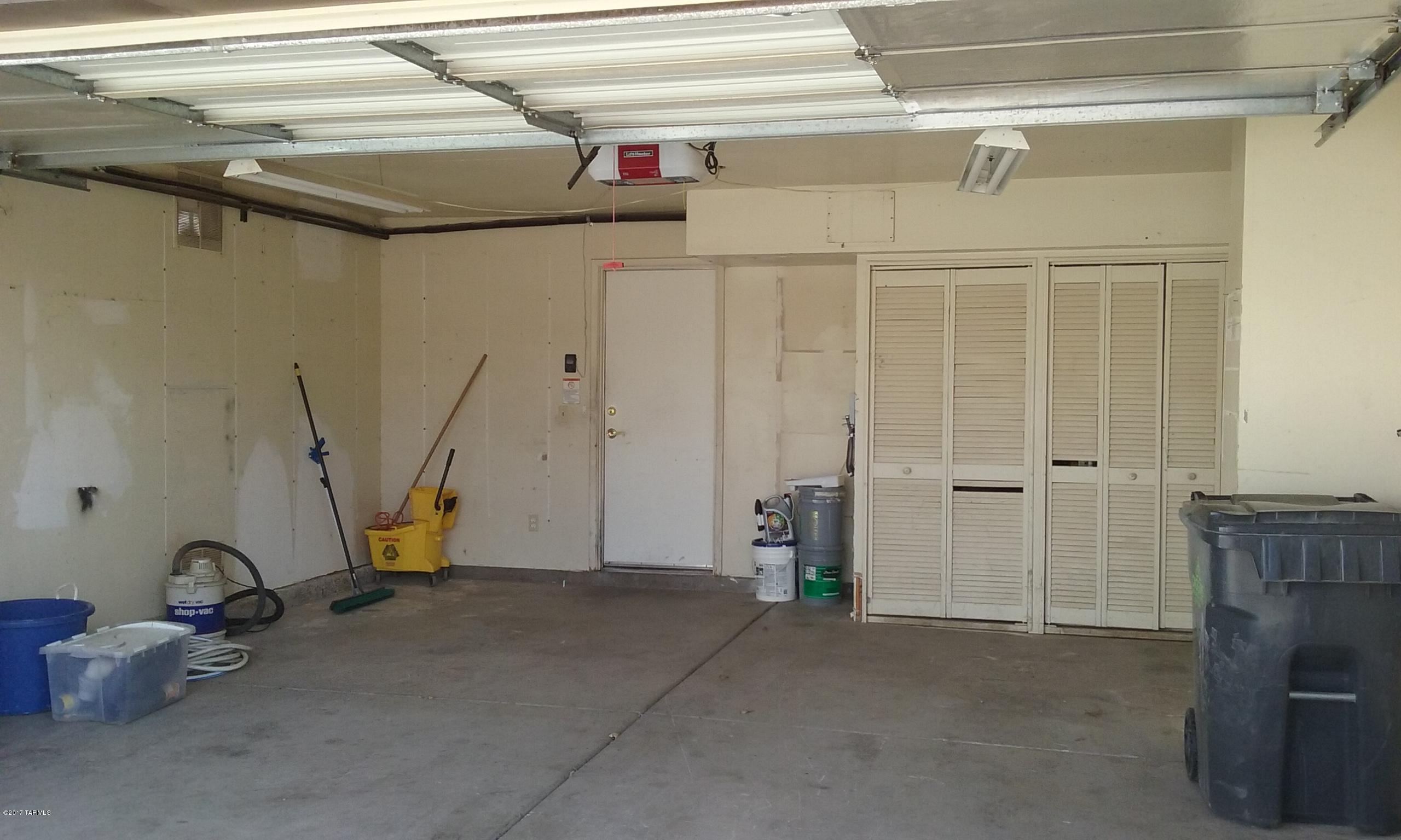 Mission West (1-370) - Residential