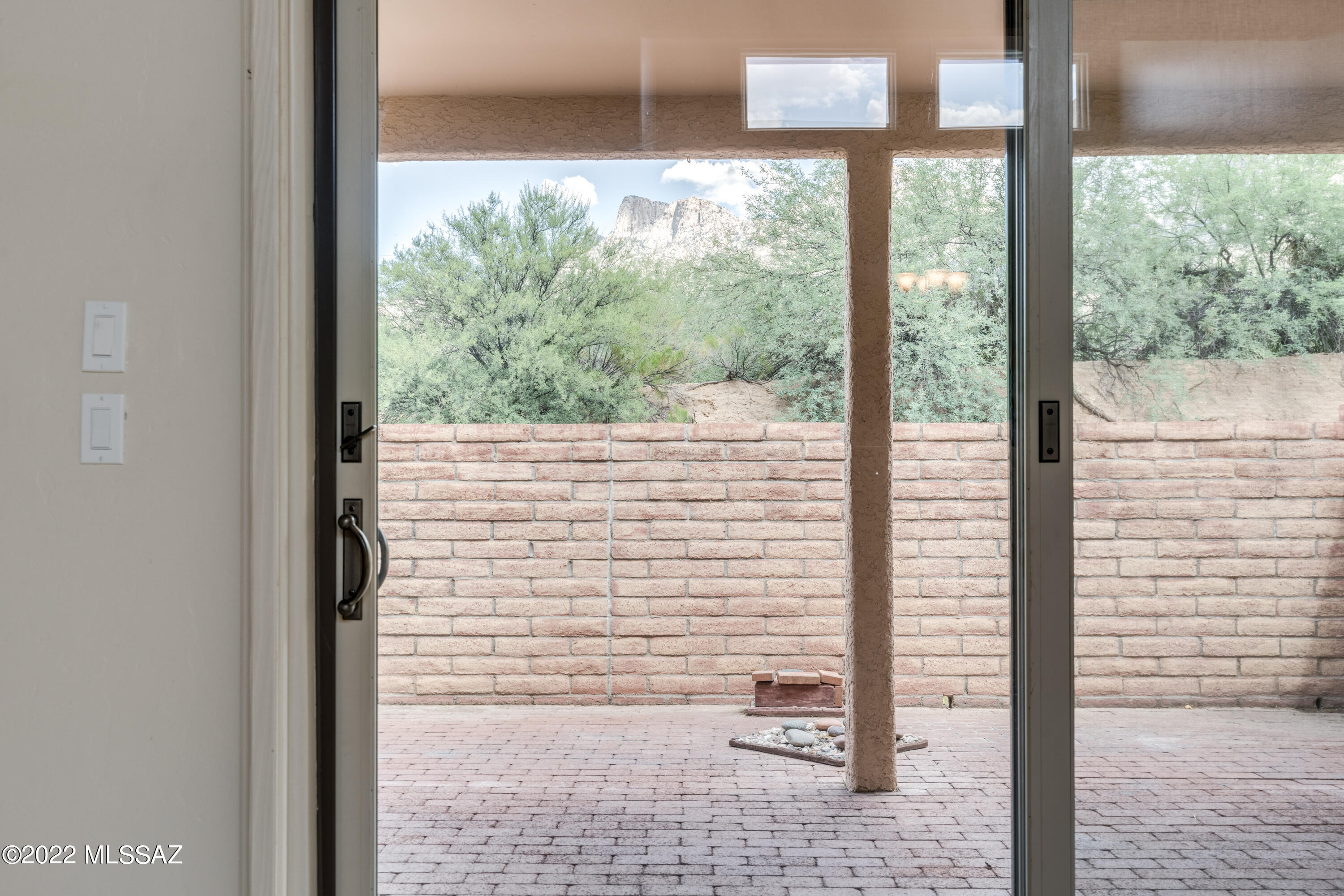 Valle Del Oro Townhomes (1-90) - Residential
