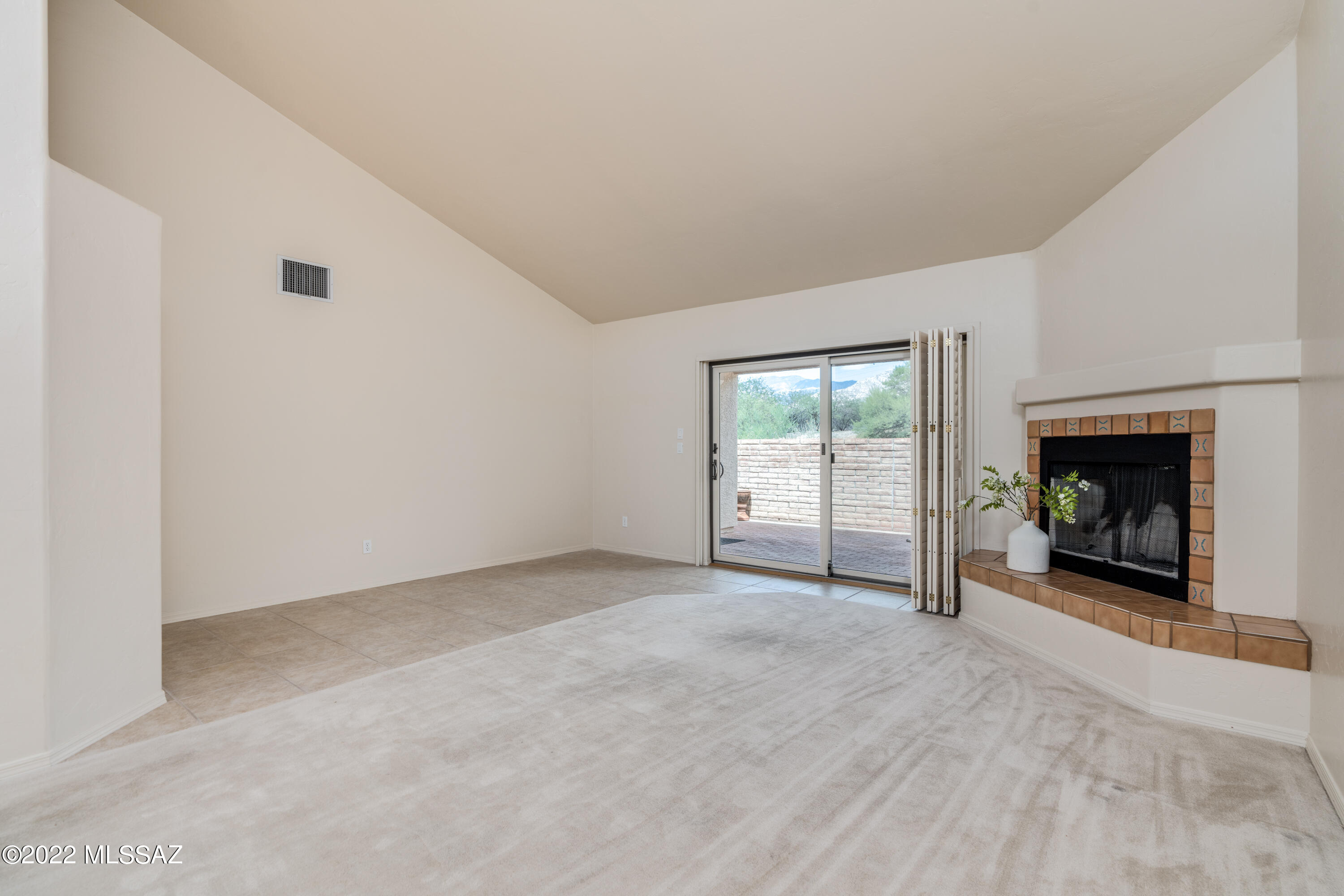 Valle Del Oro Townhomes (1-90) - Residential