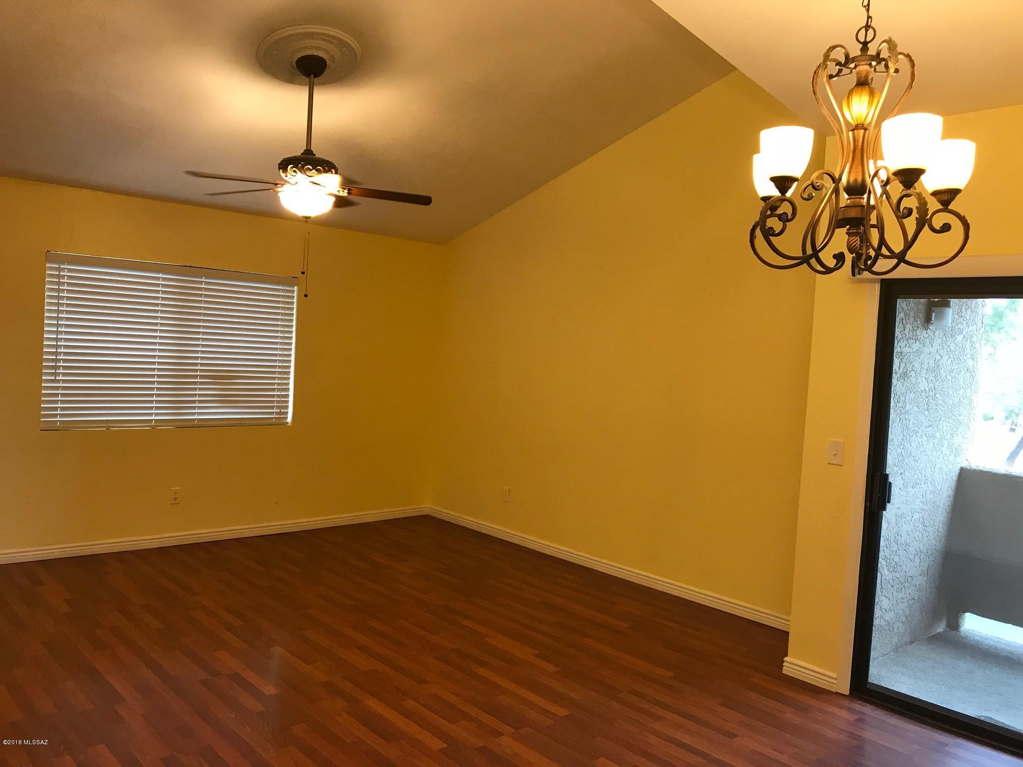 Woodland Place Condominiums (101-152, 201-252) - Residential