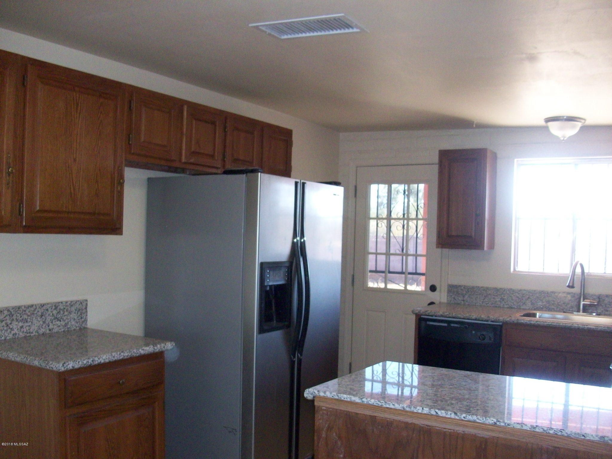 Los Reales Heights NO. 2 (1-138) - Residential Lease