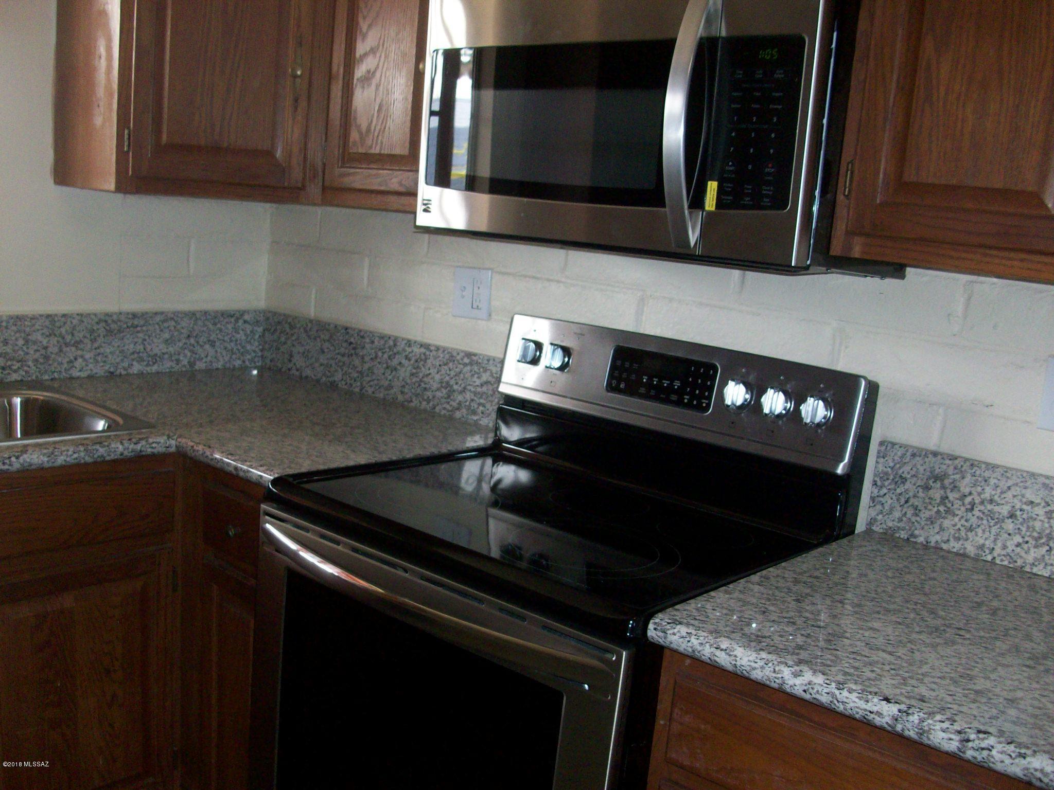 Los Reales Heights NO. 2 (1-138) - Residential Lease