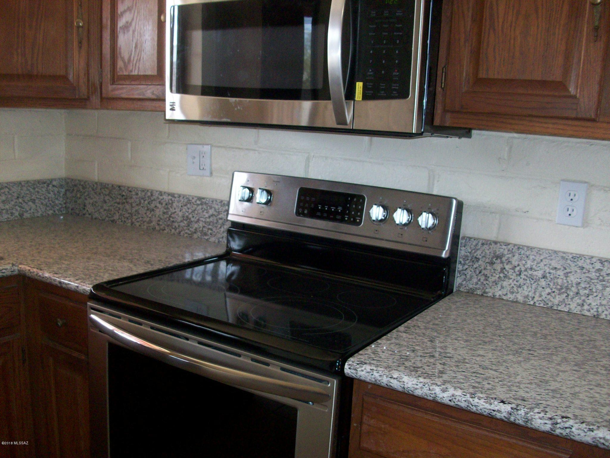 Los Reales Heights NO. 2 (1-138) - Residential Lease
