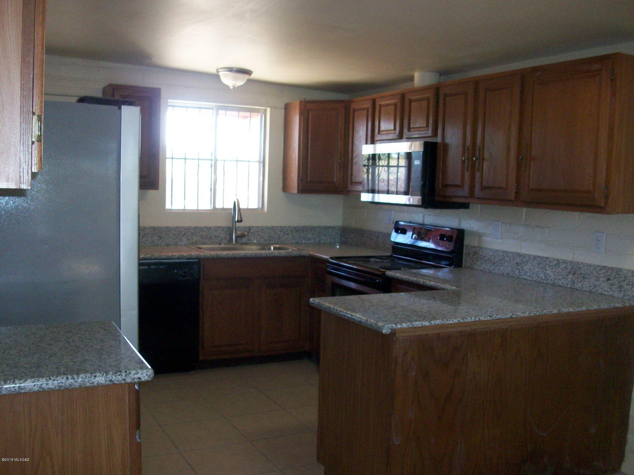 Los Reales Heights NO. 2 (1-138) - Residential Lease