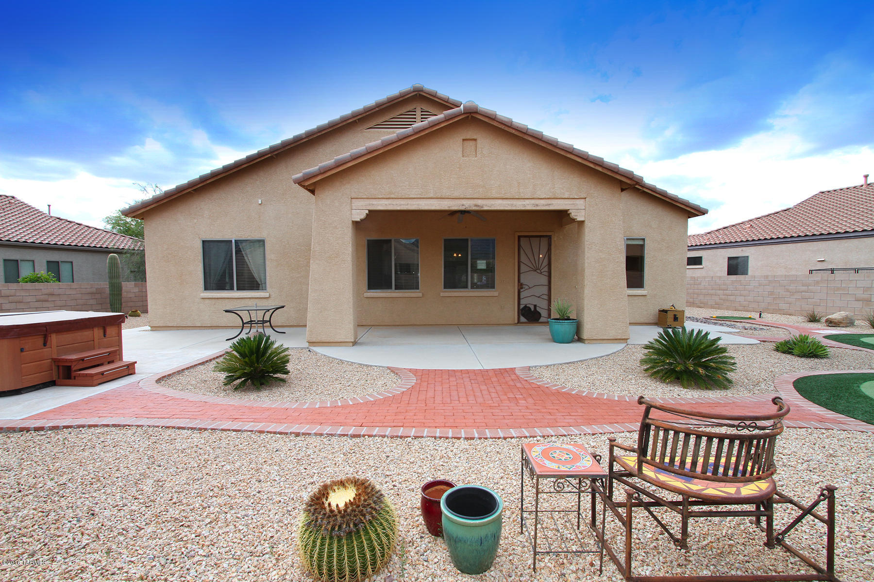 Black Horse (1-411) - Residential