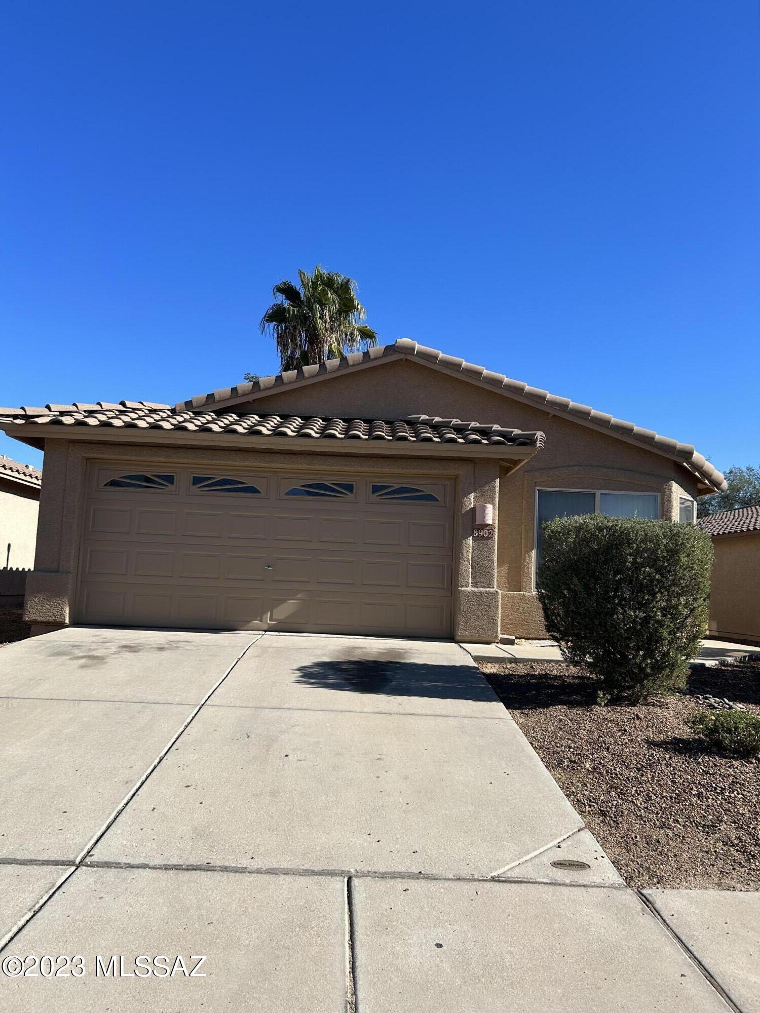 Bluffs (The) 2 - Residential Lease