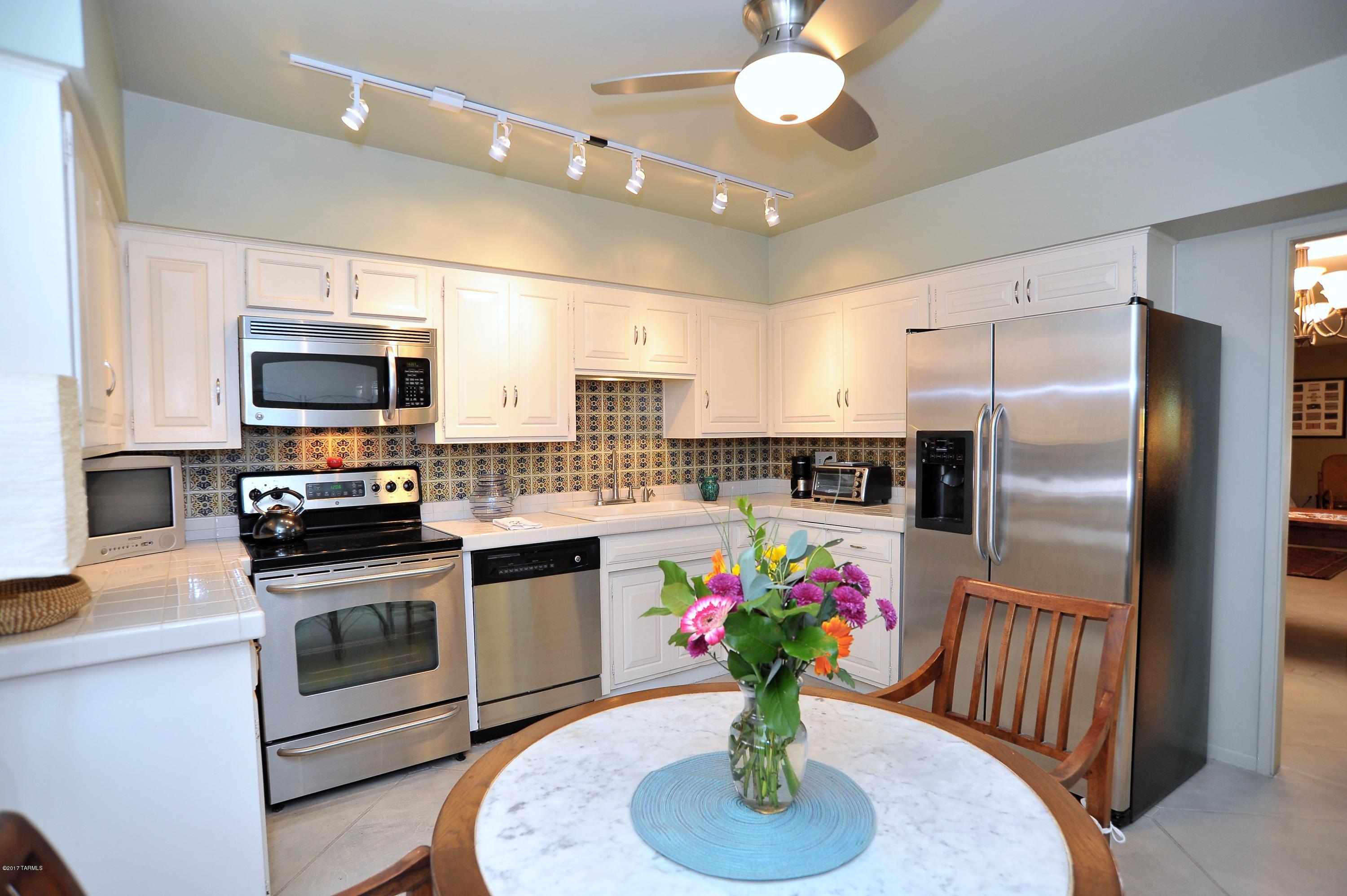 Catalina Foothills Estates NO. 7 - Residential